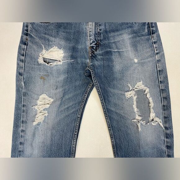 Levi’s 505 Denim Jeans Men Size 32 x 30 Blue Distressed Paint Tag Size 34 x 34 - Picture 2 of 13
